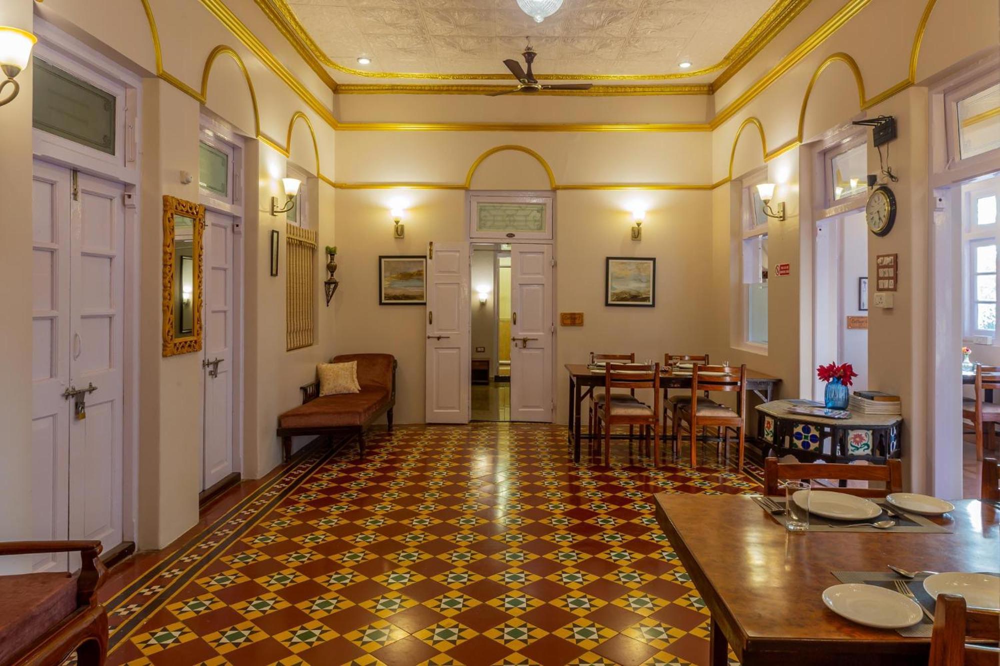 Il Palazzo Villas 潘奇加尼 外观 照片